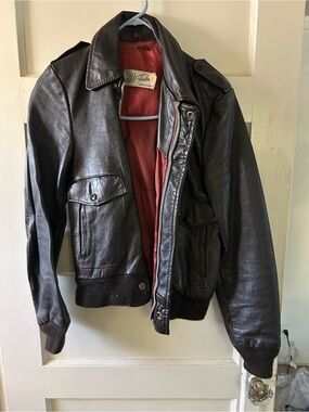 Men's S & U Fashions Vintage Leather Bomber Jacket with Red Lining